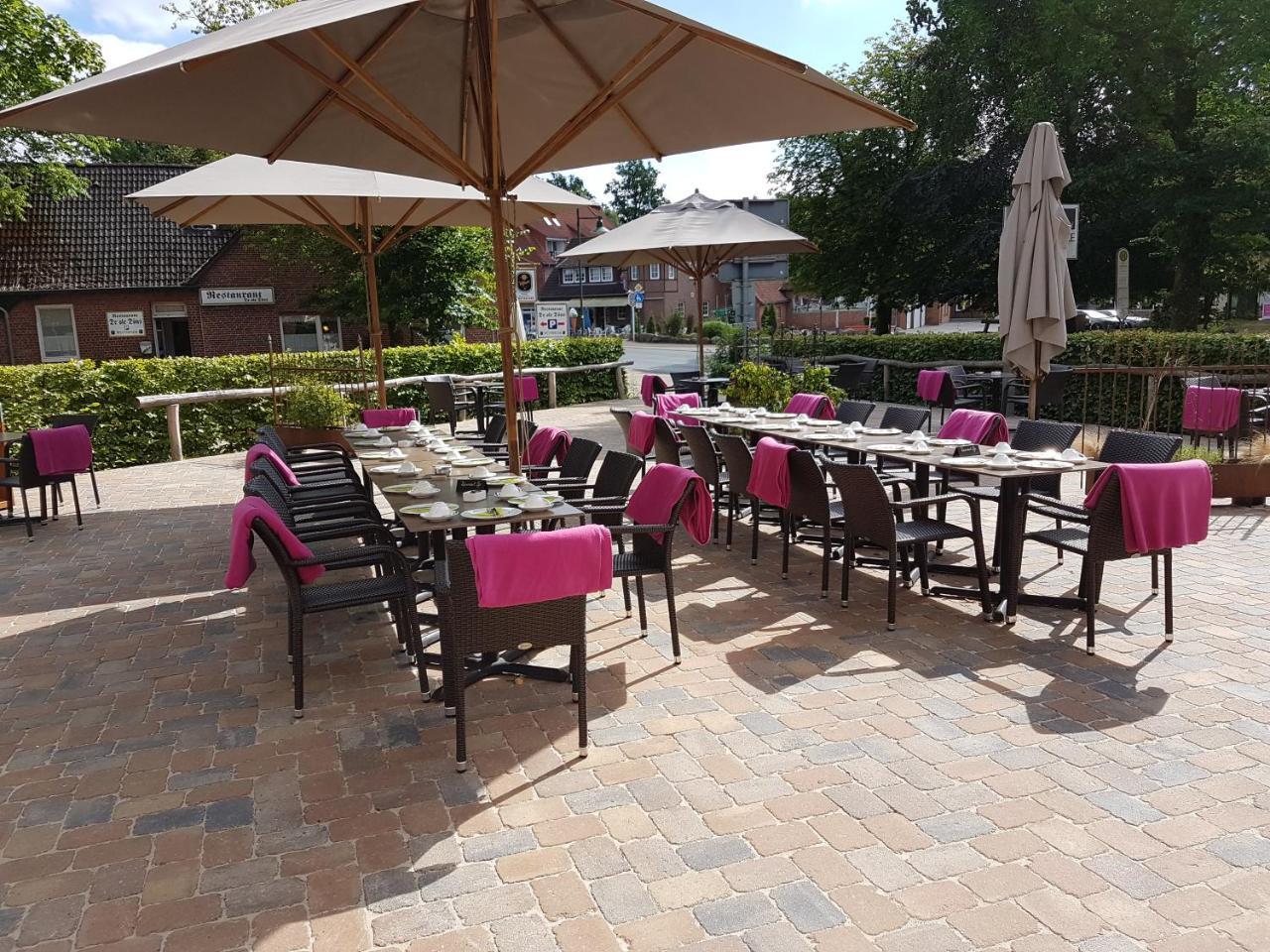 Schmucke Witwe Hotel Bispingen Buitenkant foto